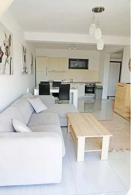 Sunset Medulin Apartment 0*,